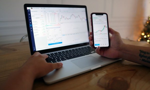 Vitalik Buterin-Linked Address Moves 7,000 ETH to Fresh Wallet Vitalik Buterin-Linked Address Moves 7,000 ETH to Fresh Wallet